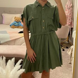 Zara green dress with pockets